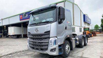 Đầu Kéo Chenglong 420HP Nóc Thấp Cabin H7 (Cầu Láp) 2022