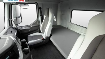 Đầu kéo Chenglong cabin H7 nóc thấp 420HP - Cabin