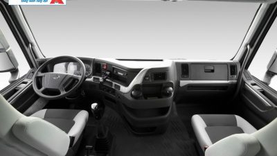 Đầu kéo Chenglong cabin H7 nóc thấp 420HP - Nội thất