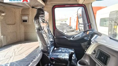 Xe tải Chenglong 3 chân H5 6×4 Cabin