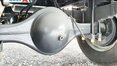 Xe tải Chenglong M3 - 8.5 Tấn - 4 Máy - Cầu trục