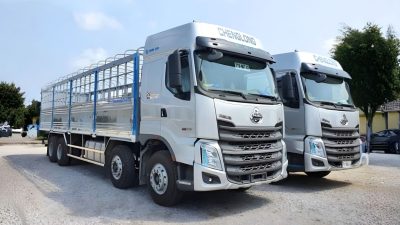 Xe tải thùng CHenglong 4 chân H7 8×4