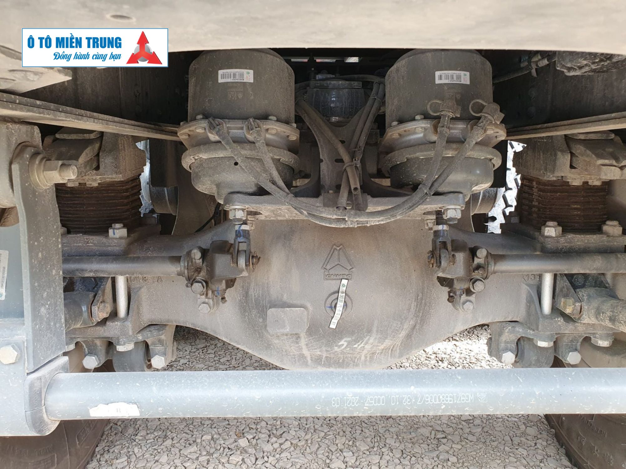 Cầu dầu XE BEN HOWO SUNHUK 4 CHÂN V7G Cầu dầu XE BEN HOWO SUNHUK 4 CHÂN V7G