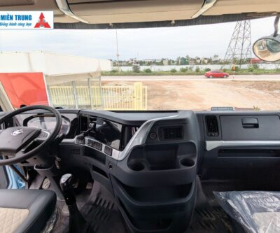Phía trong Cabin ĐẦU KÉO CHENGLONG H7 445HP LUXX - Ô Tô Miền Trung