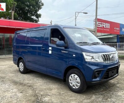 Tera Van v8 Màu xanh