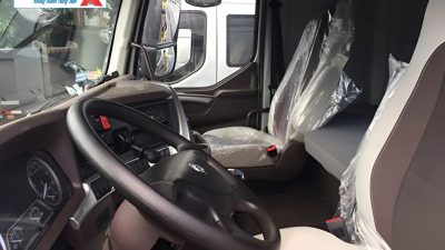 Đầu Kéo Chenglong H7 420HP Cầu Láp - Cabin