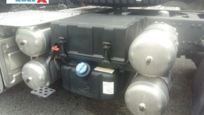 Xe Đầu Kéo Chenglong H7 420HP Cầu Láp - Bầu hơi dùng hợp kim nhôm