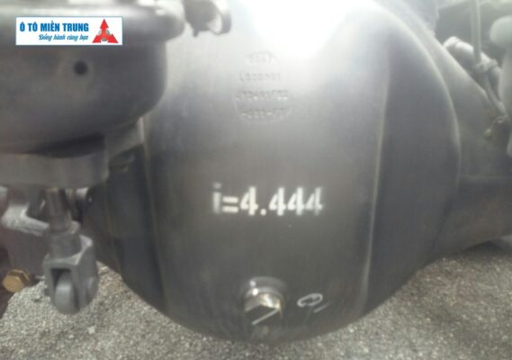 Xe Đầu Kéo Chenglong H7 420HP Cầu Láp - Cầu láp ( cầu nhanh )