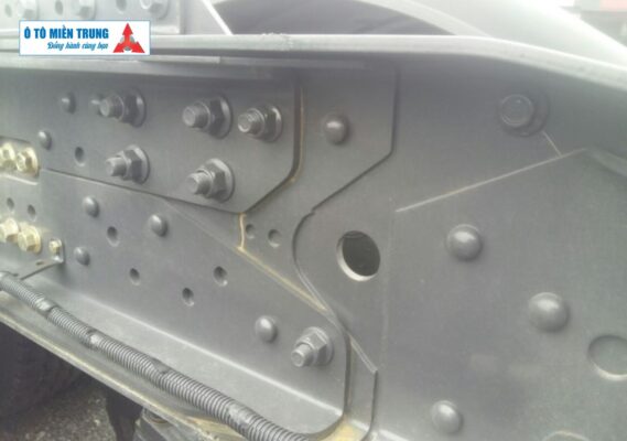 Chenglong H7 420HP Cầu Láp - Chassis