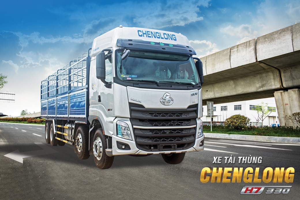CHENGLONG H7 8×4 330HP (THÙNG MUI BẠT)