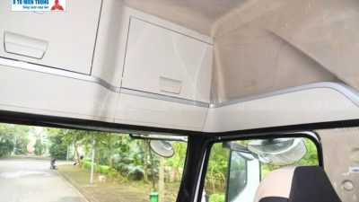 Nội thất Xe đầu kéo Howo Man SITRAK TH7 460hp - 3