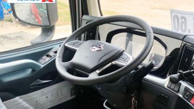 Chenglong H7 LuxS 445HP – Cabin