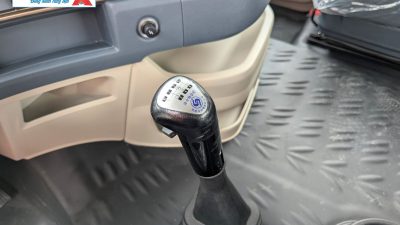 Xe đâu kéo Chenglong H7 MegaX 470HP - Cần số
