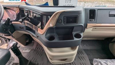 Xe đâu kéo Chenglong H7 MegaX 470HP - Nội thất xe