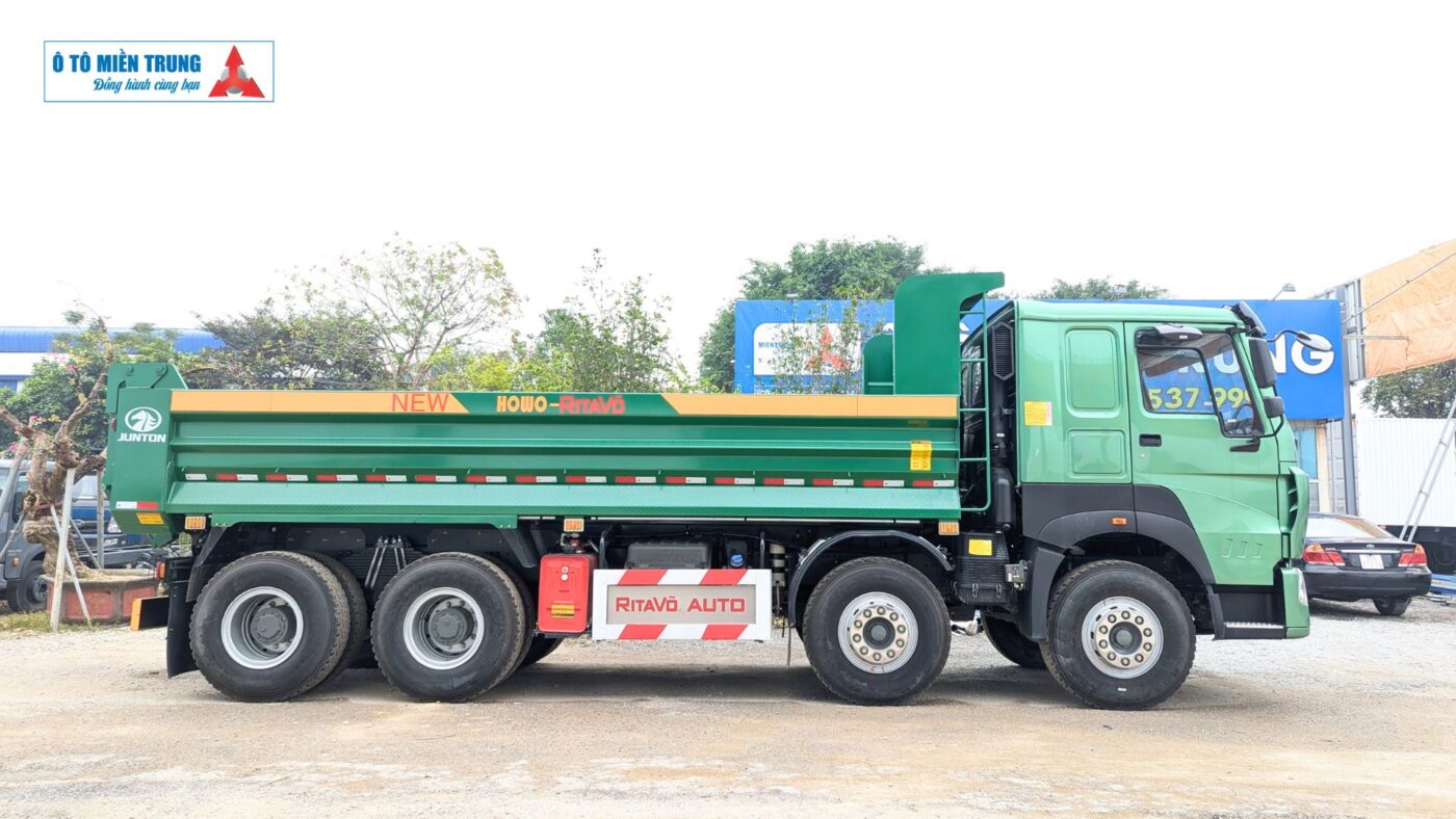 Xe Ben Howo 4 Chân Thùng Đúc