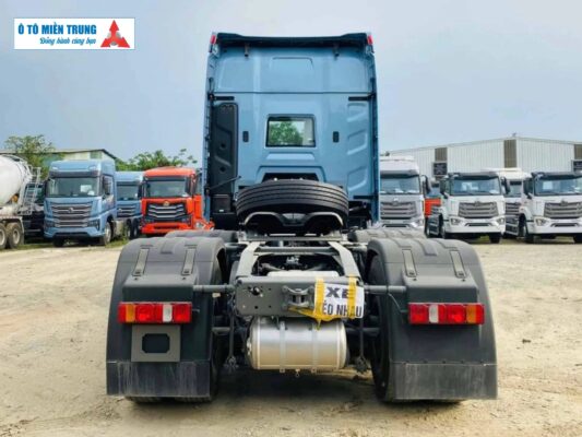 Đầu Kéo Howo TS7 460 cầu dầu - chassis