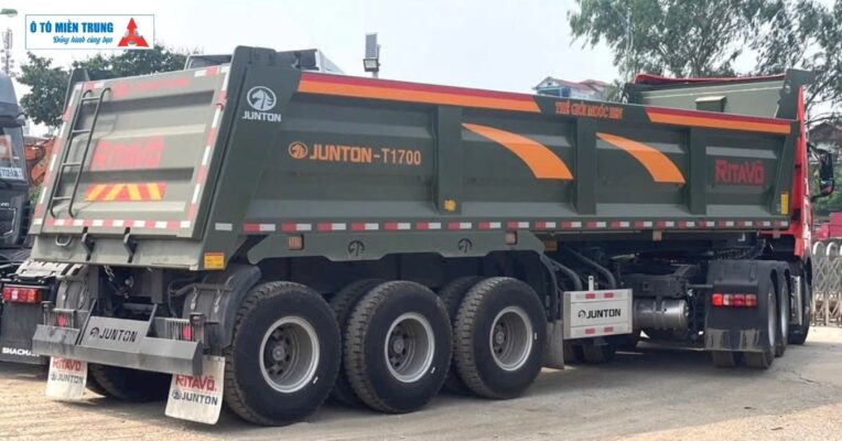 Mooc Ben Junton Có Thiết Kế Thùng U