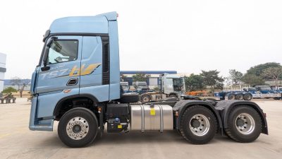 Xe đầu kéo Howo TS7H 460 cầu dầu nhập khẩu