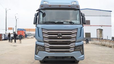 Đầu Kéo Howo TS7 460 cầu dầu - ngoại thất