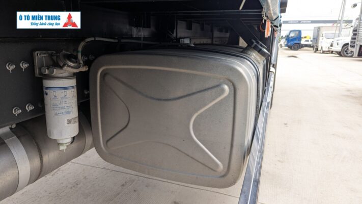 Chenglong H5 270HP Trang Bị Thùng Nhiên Liệu 350L