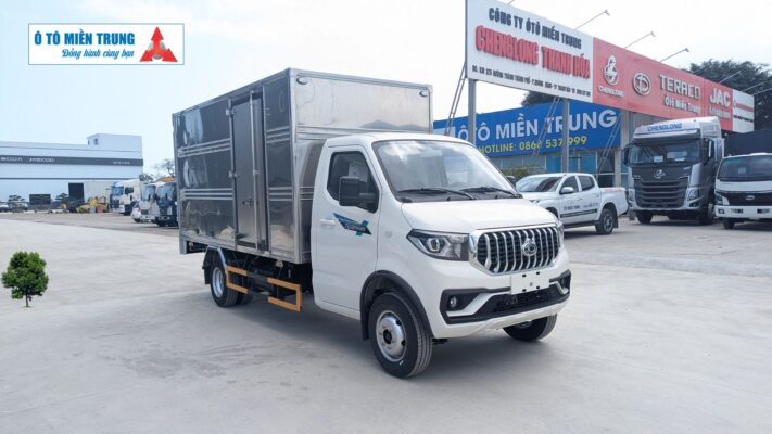 Tera 150S Thùng Kín Tại Đại Lý