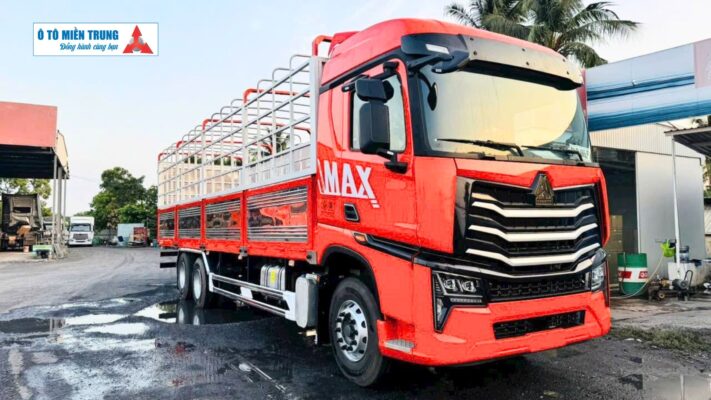 Xe tải thùng howo màu cam