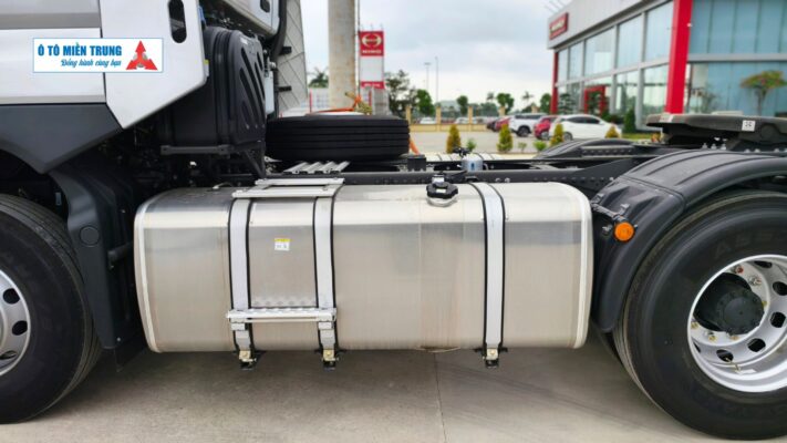 Chenglong H7 PRO 450HP Thùng Nhiên Liệu