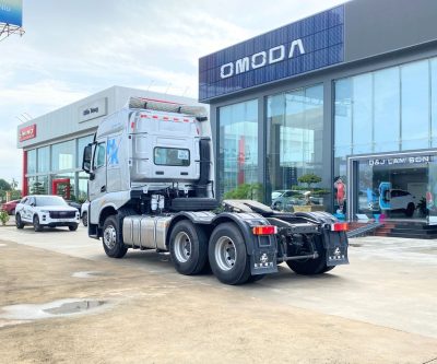 Đầu Kéo Chenglong HK 470HP Cầu Láp