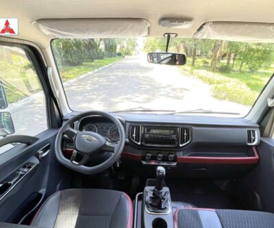 Cabin Hiện Đại Và Tiện Nghi Trang Bị Trên Forland D90