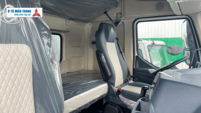 trang bị 2 giường nằm êm ái cho các chuyến đi dài.