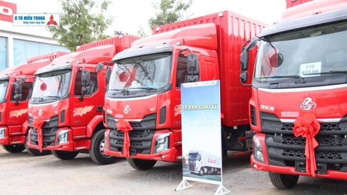 Bàn giao xe tải thùng Chenglong M3 cho khách hàng Thanh Hóa