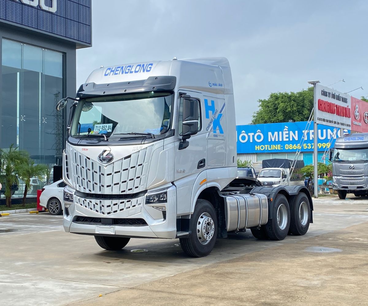 Xe đầu kéo Chenglong HK 470HP - Ô Tô Miền Trung Xe đầu kéo Chenglong HK 470HP - Ô Tô Miền Trung