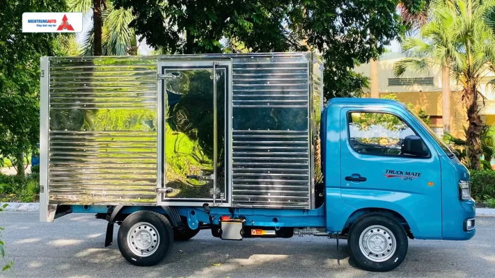 Thùng Kín Trang Bị Trên Xe Tải Veam T25 - Tải Trọng 990 Kg