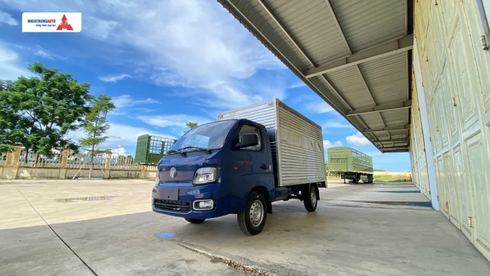 Xe Tải Nhẹ Veam T25 - Thùng Kín Màu Xanh