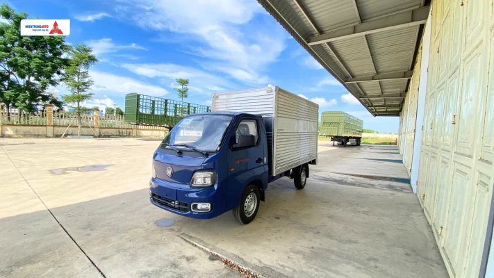 Showroom 3S Ô Tô Miền Trung tọa lạc tại Km 325 Đường Tránh Thành Phố (Đại Lộ Hùng Vương), Quảng Phú, Thanh Hóa.