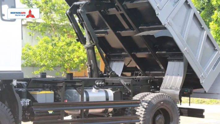 thể tích chứa thực tế lên tới 6,67 m³ (xấp xỉ 6,7 khối).