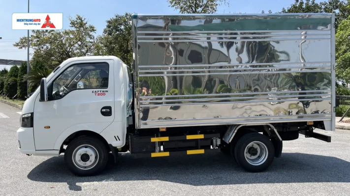 MT Captain T200 là mẫu xe tải nhẹ đô thị
