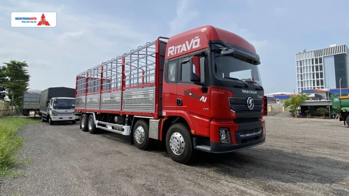 xe tải Shacman thế hệ mới với trang bị động cơ Weichai