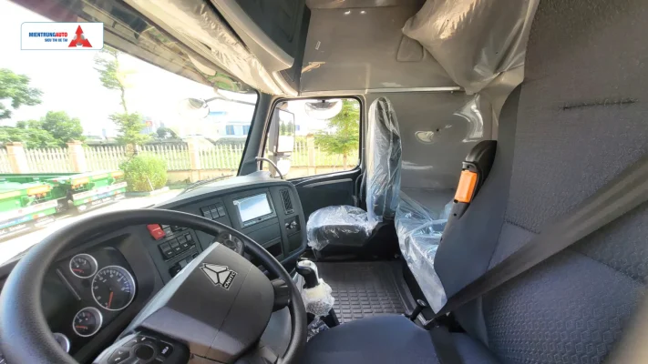 Nôi thất xe Sitrak T7H 440HP 2026